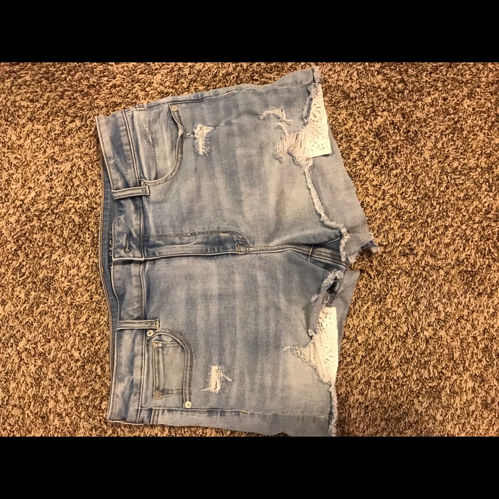 Light Wash American Eagle Jean Shorts